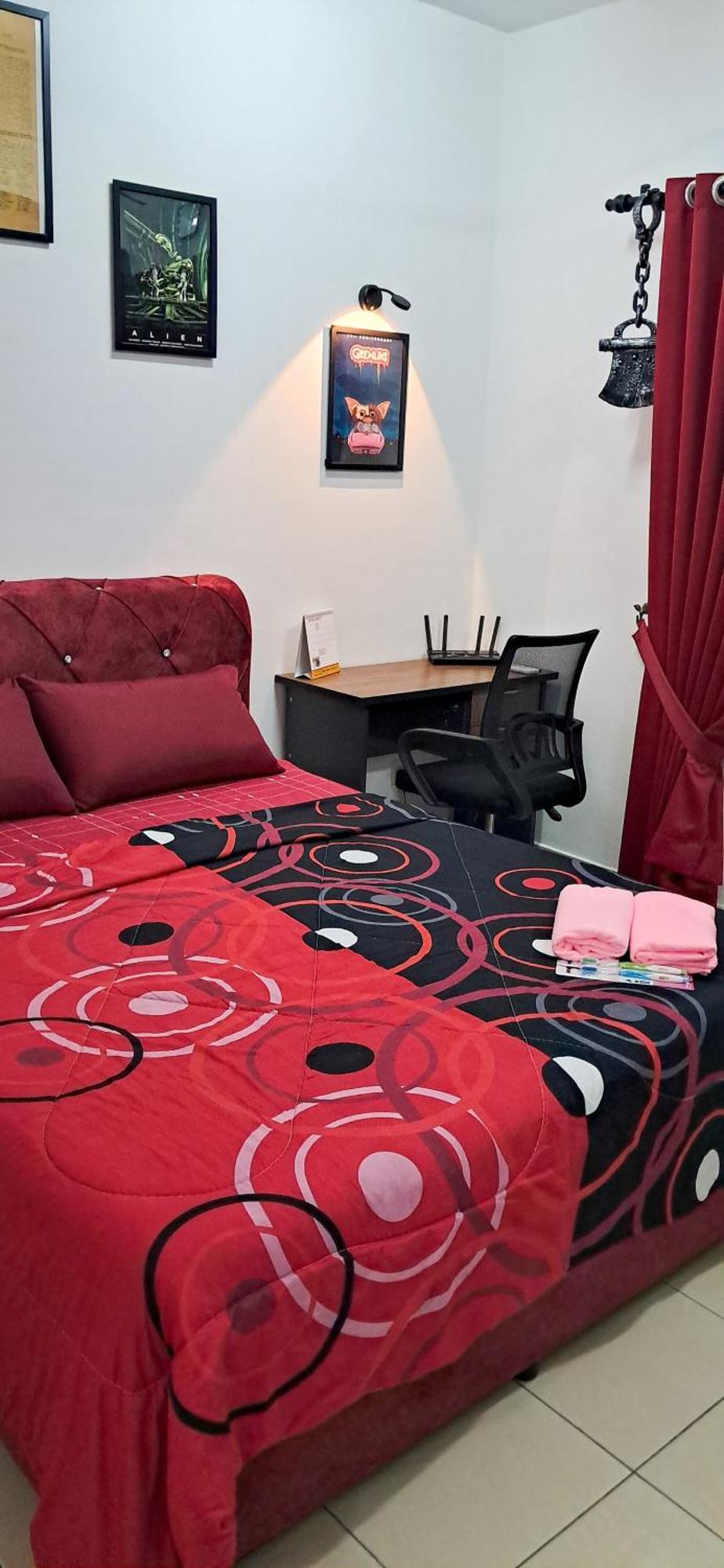 The Red Room Alanis Residence Sepang Extérieur photo